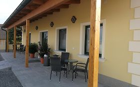 Pension zum Strell